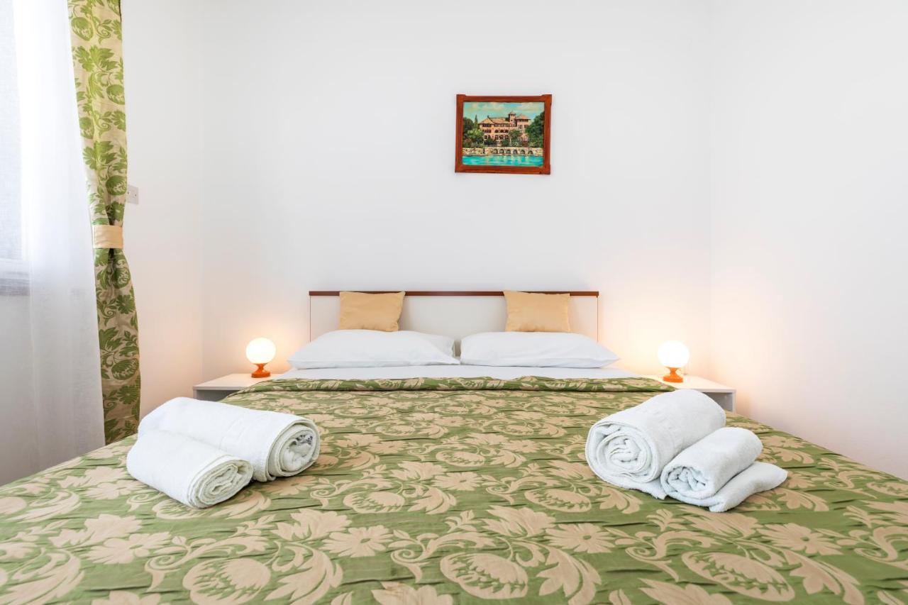 Apartment Muzic Mali Lošinj Extérieur photo